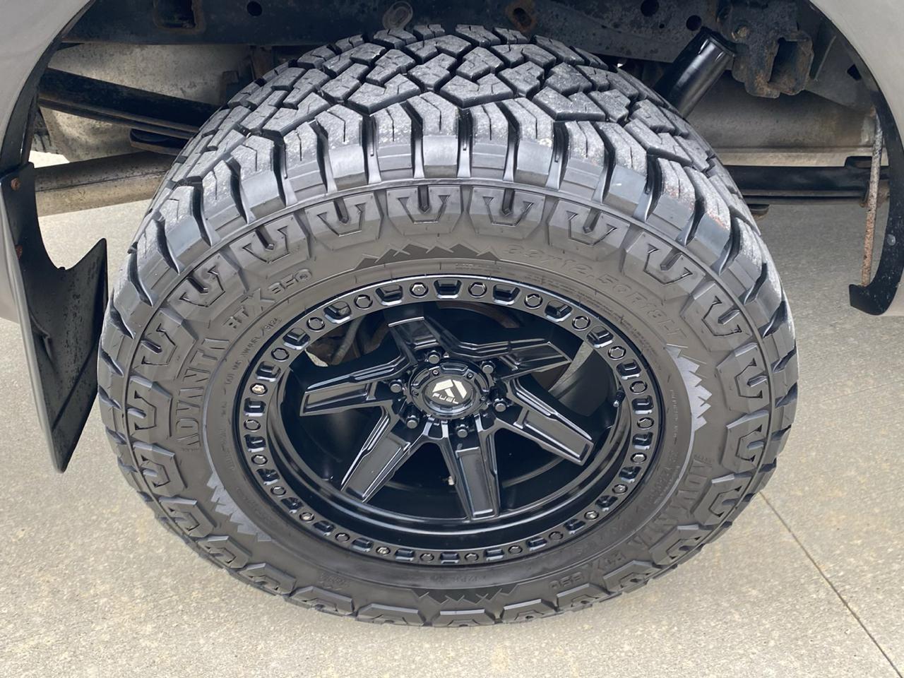 Ford F-150 4WD SuperCrew 139" Lariat 2012