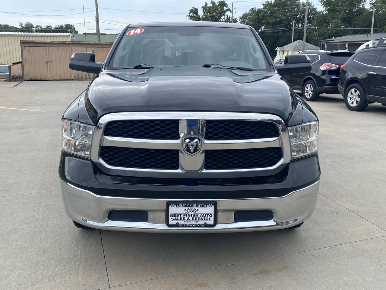 RAM 1500 4WD Quad Cab 140.5" SLT 2014