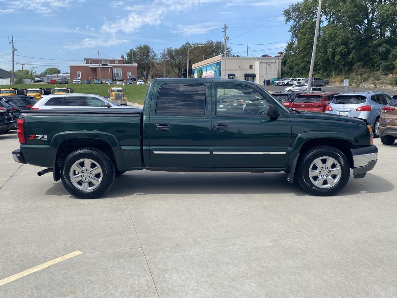 Chevrolet Silverado 1500 4WD Crew Cab 143.5" LS 2005