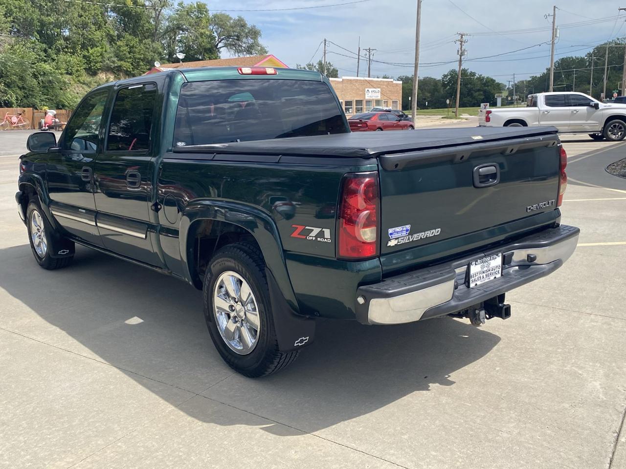 Chevrolet Silverado 1500 4WD Crew Cab 143.5" LS 2005