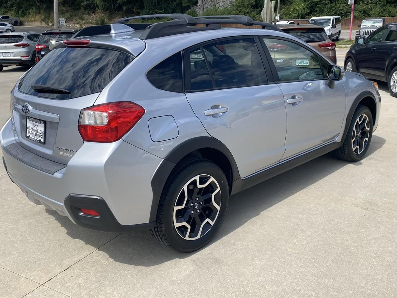 Subaru Crosstrek 2.0i Limited PZEV CVT 2017