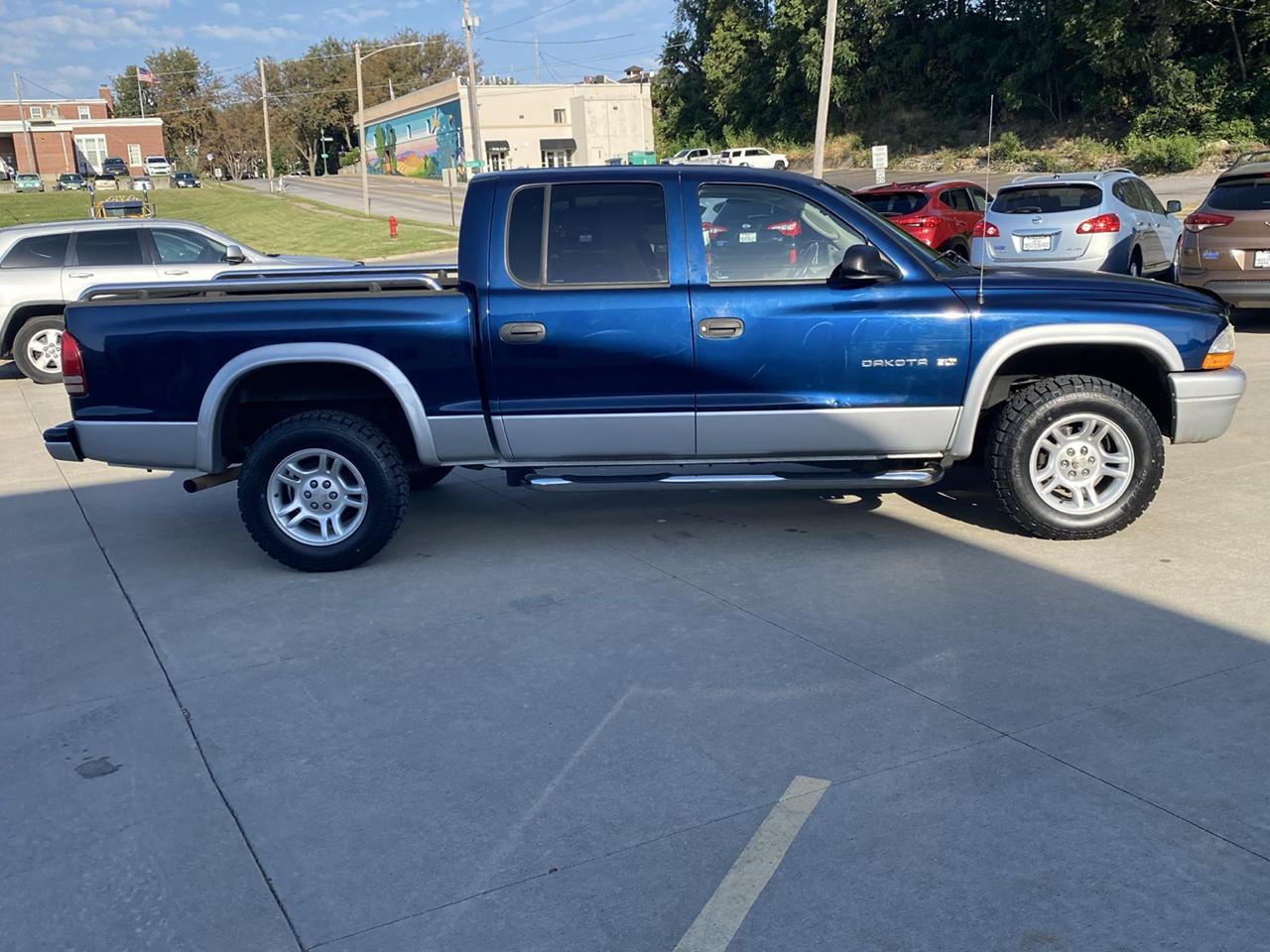 Dodge Dakota SLT Quad Cab 4WD 2002
