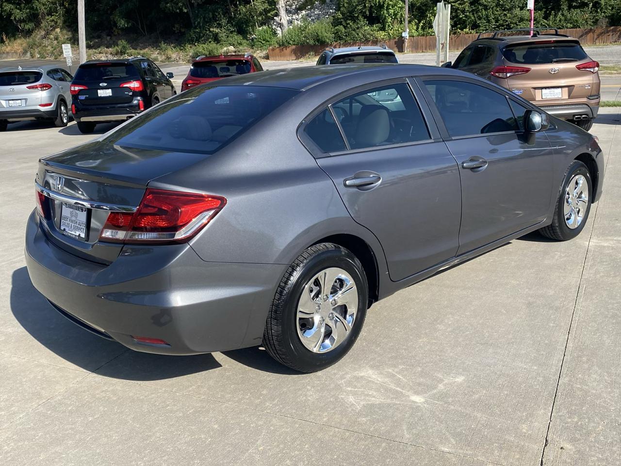 Honda Civic 4dr Sdn LX Auto w/ABS 2013