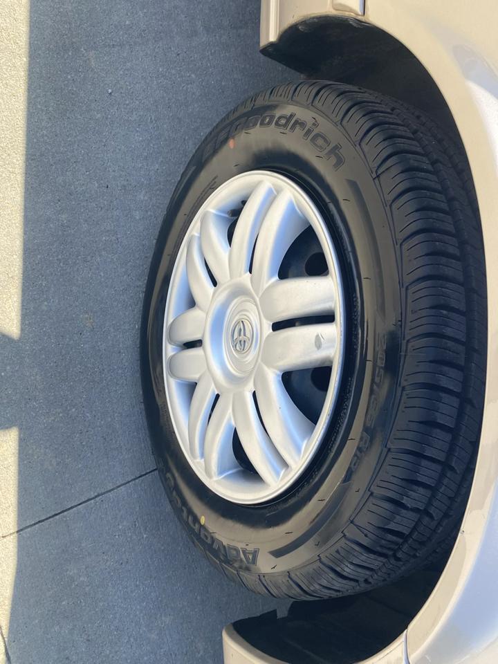 Toyota Camry XLE 2001