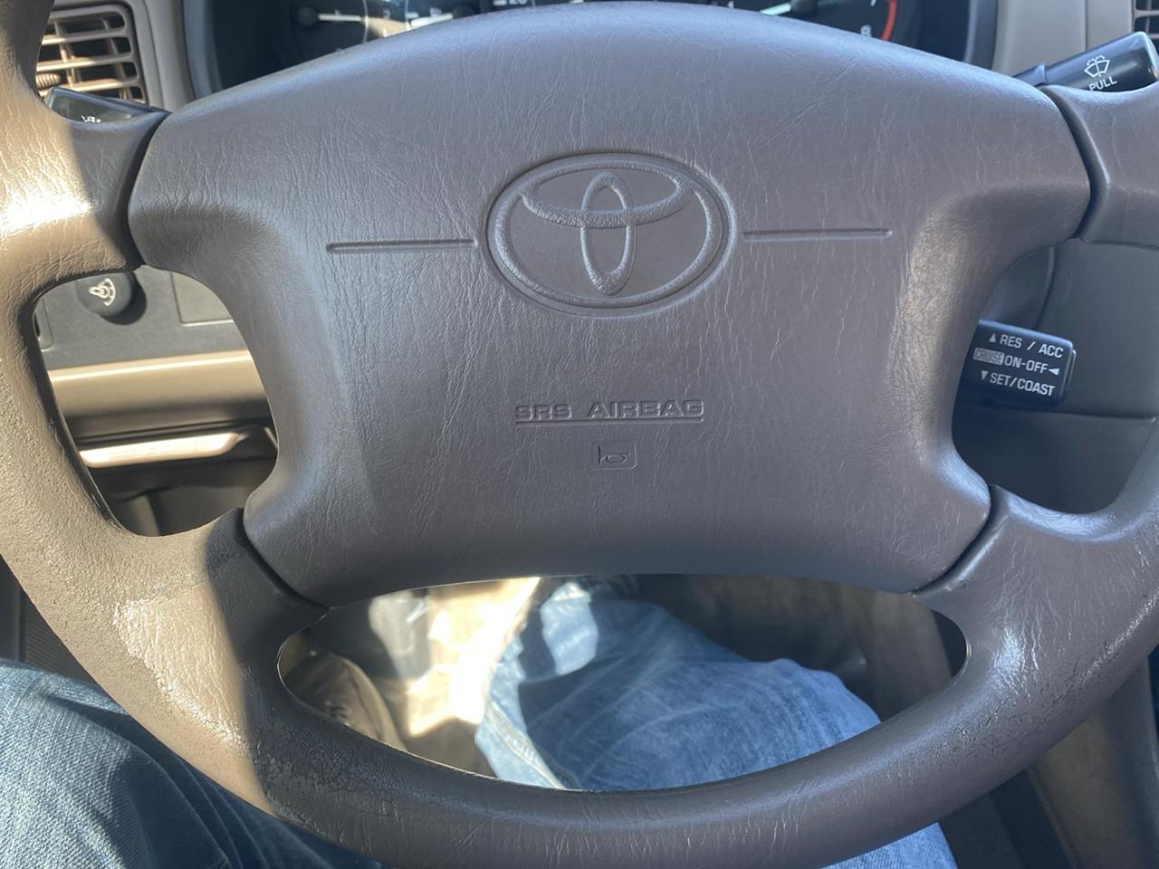 Toyota Camry XLE 2001