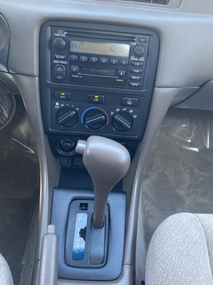 Toyota Camry XLE 2001