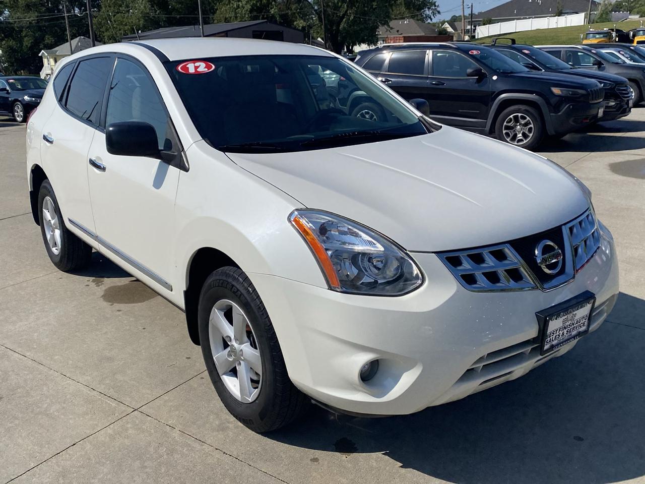 Nissan Rogue S FWD Krom Edition 2012