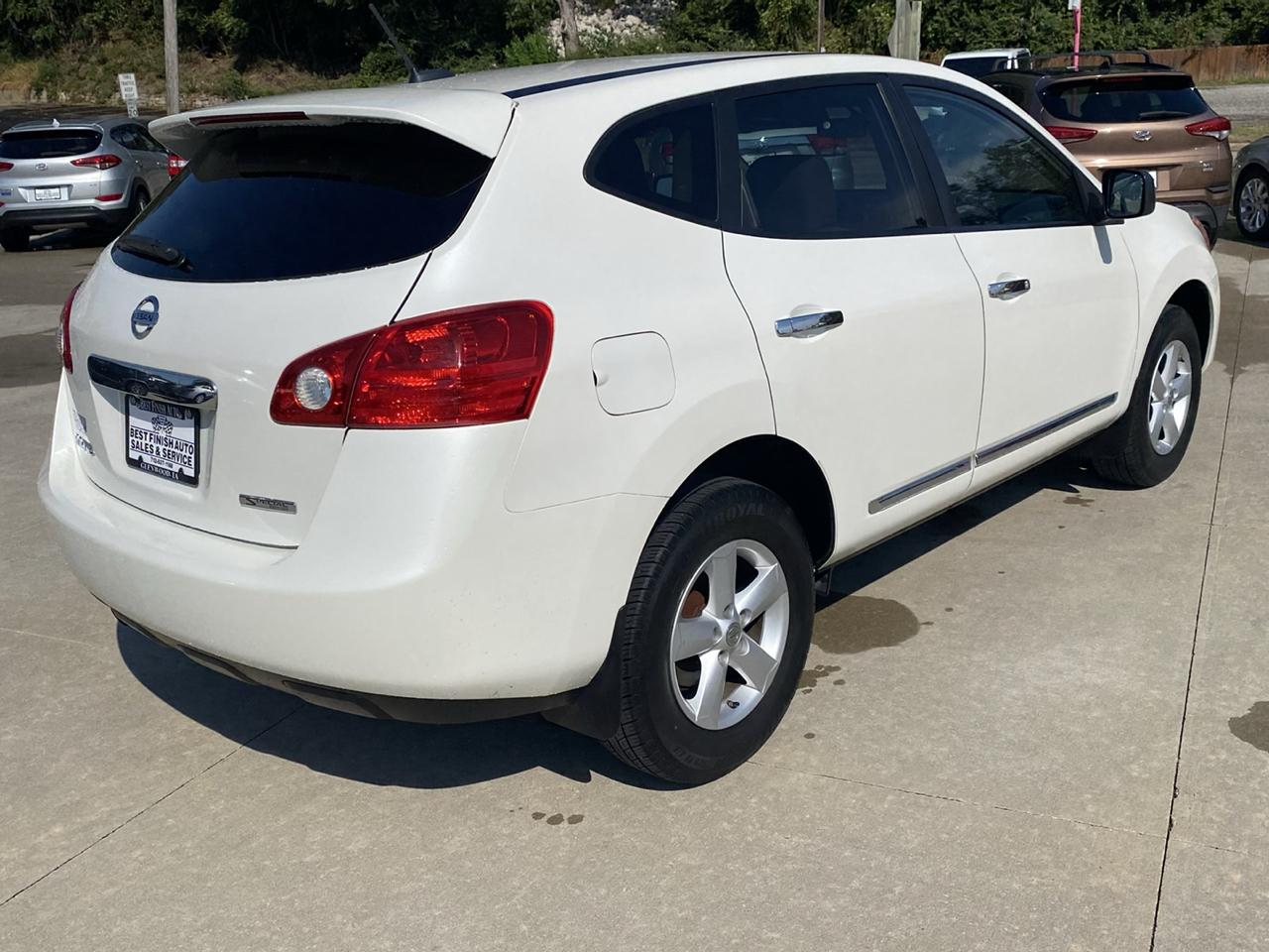 Nissan Rogue S FWD Krom Edition 2012