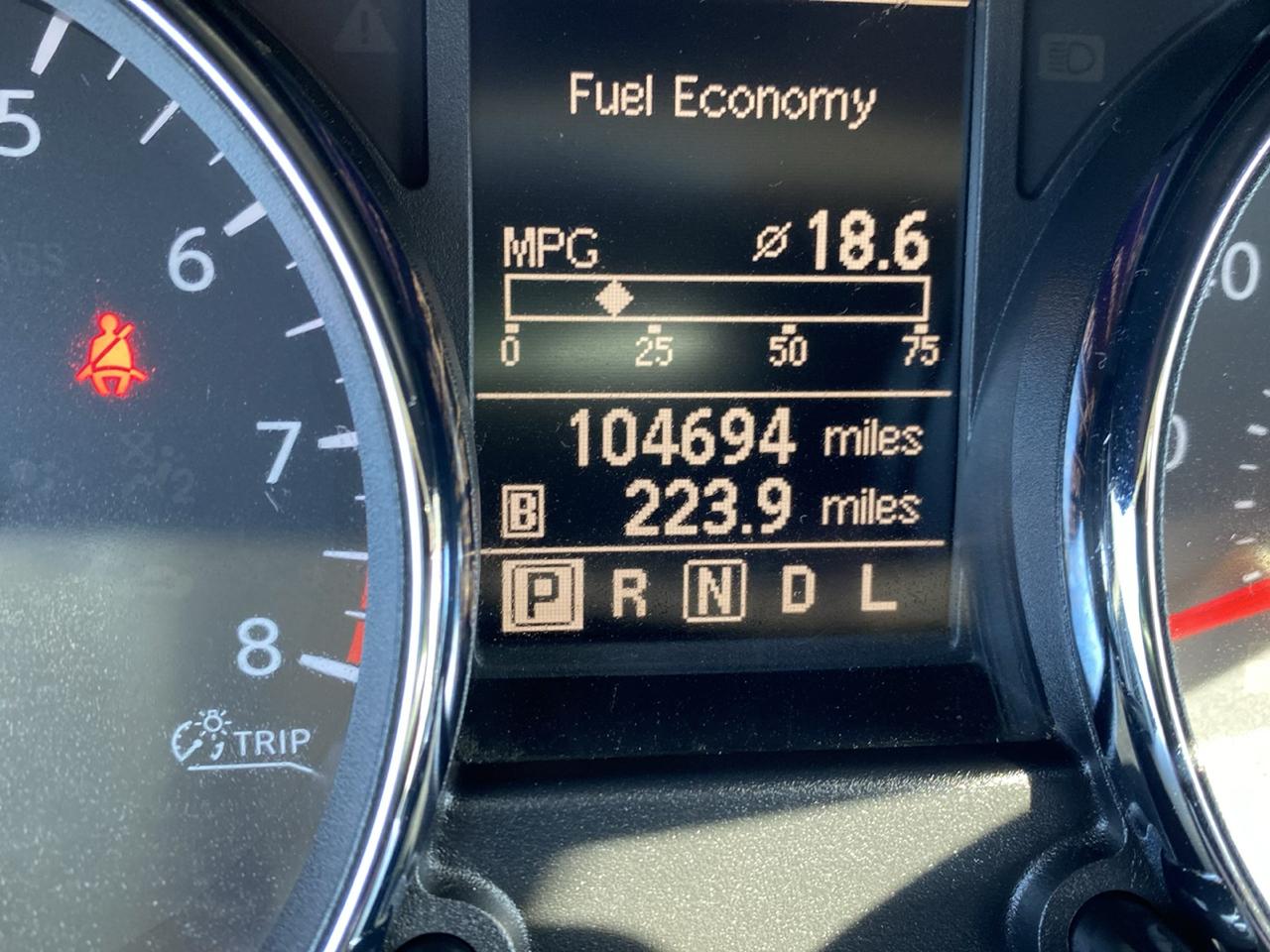 Nissan Rogue S FWD Krom Edition 2012