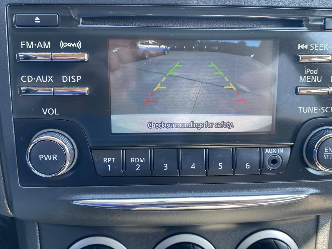 Nissan Rogue S FWD Krom Edition 2012
