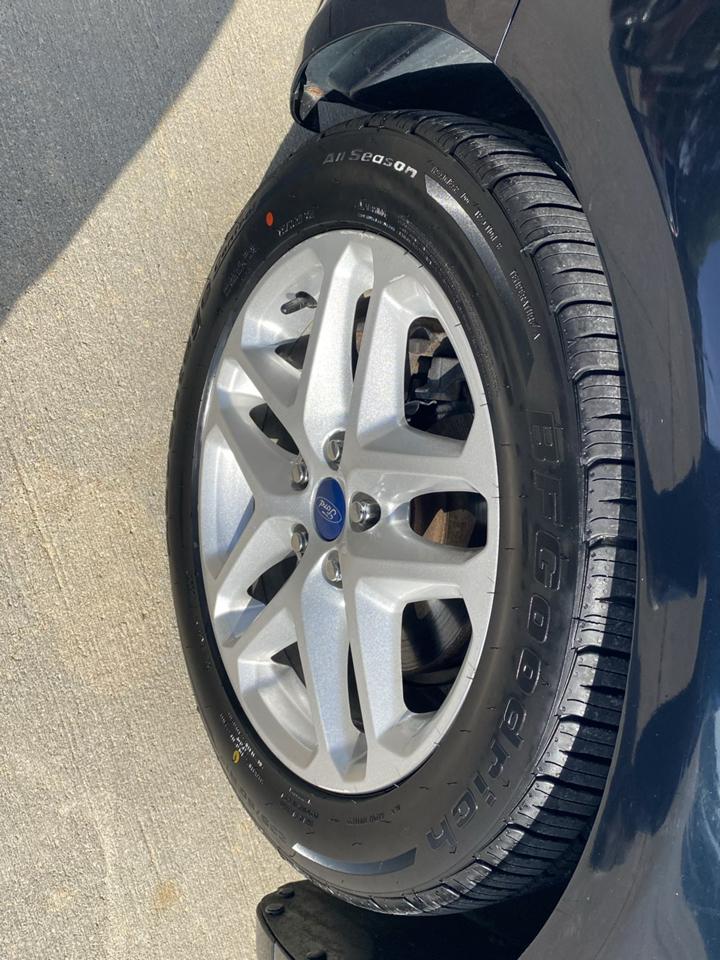 Ford Fusion SE 2014