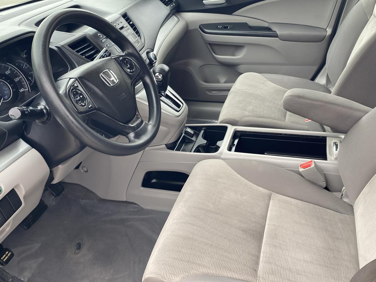 Honda CR-V LX 2WD 5-Speed AT 2013
