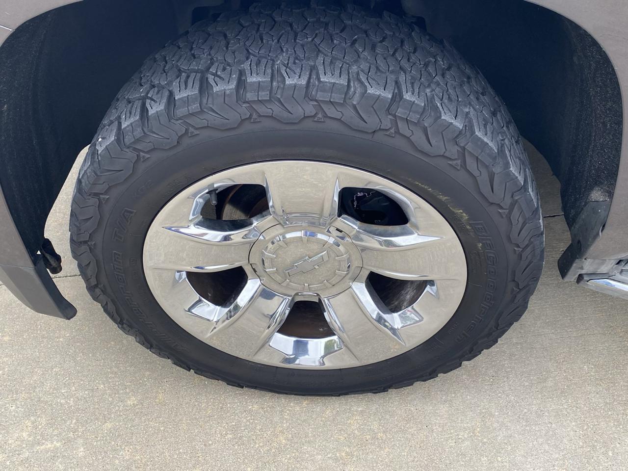 Chevrolet Suburban LTZ 1500 4WD 2015