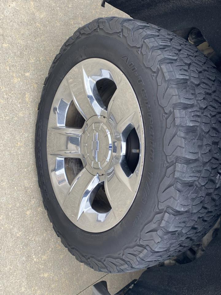 Chevrolet Suburban LTZ 1500 4WD 2015