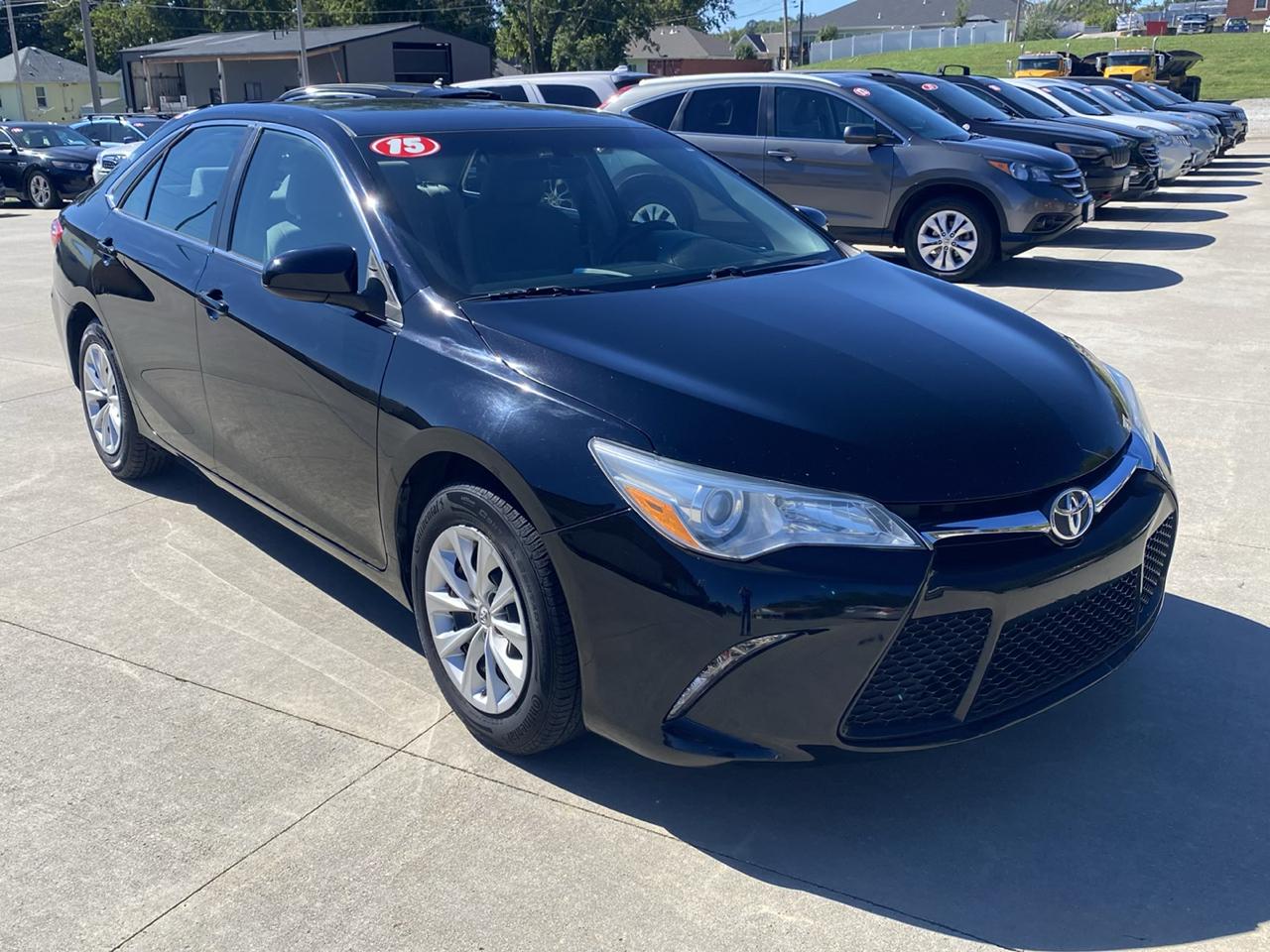 Toyota Camry SE 2015