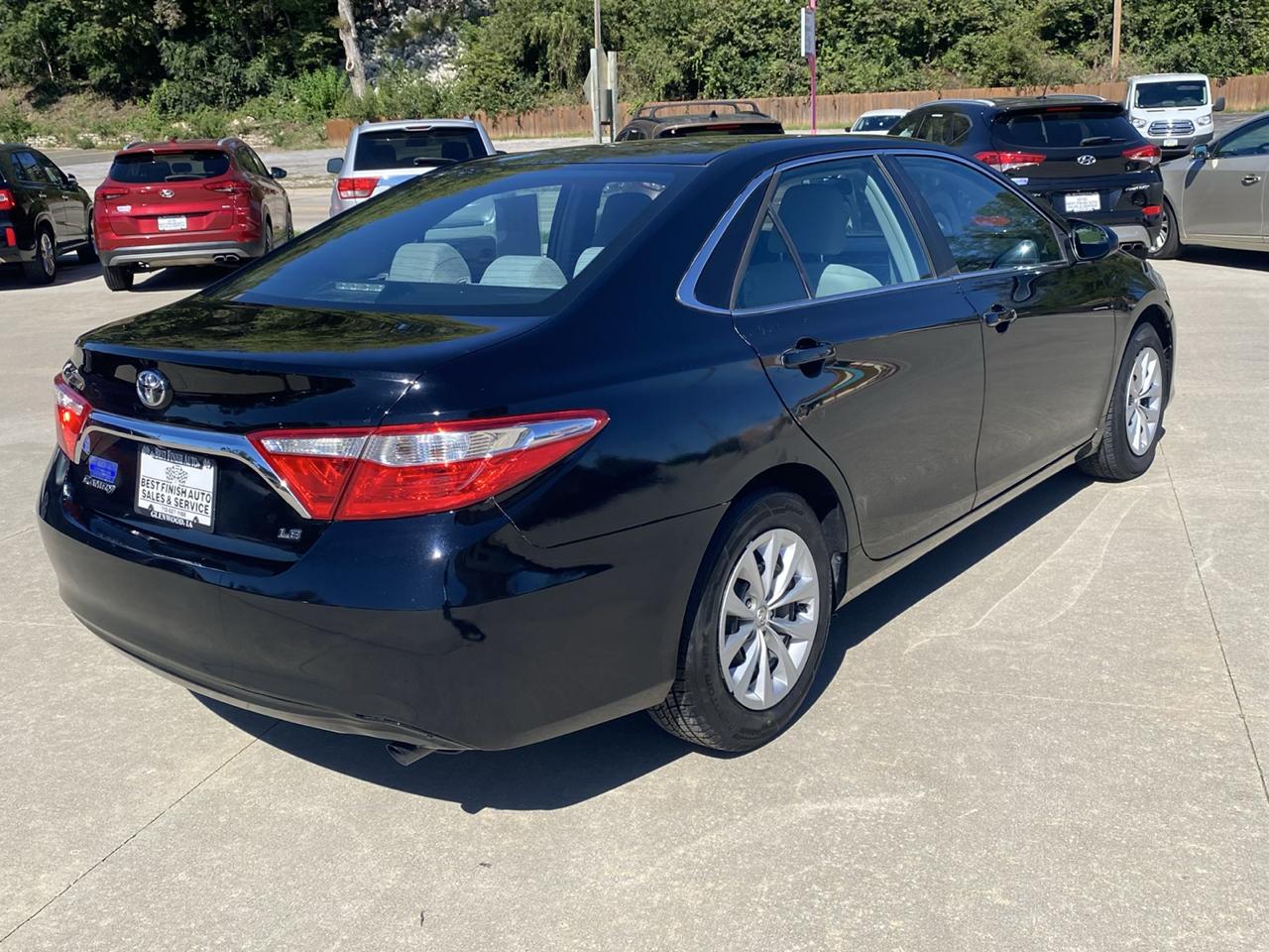 Toyota Camry SE 2015