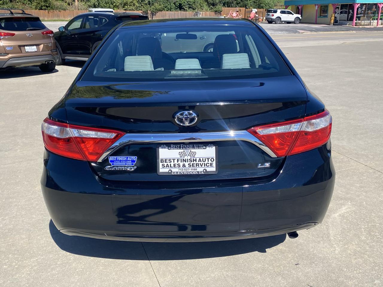 Toyota Camry SE 2015