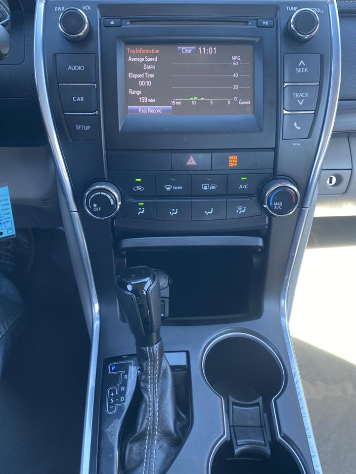 Toyota Camry SE 2015
