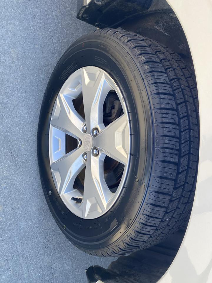 Subaru Forester 2.5i Limited 2015