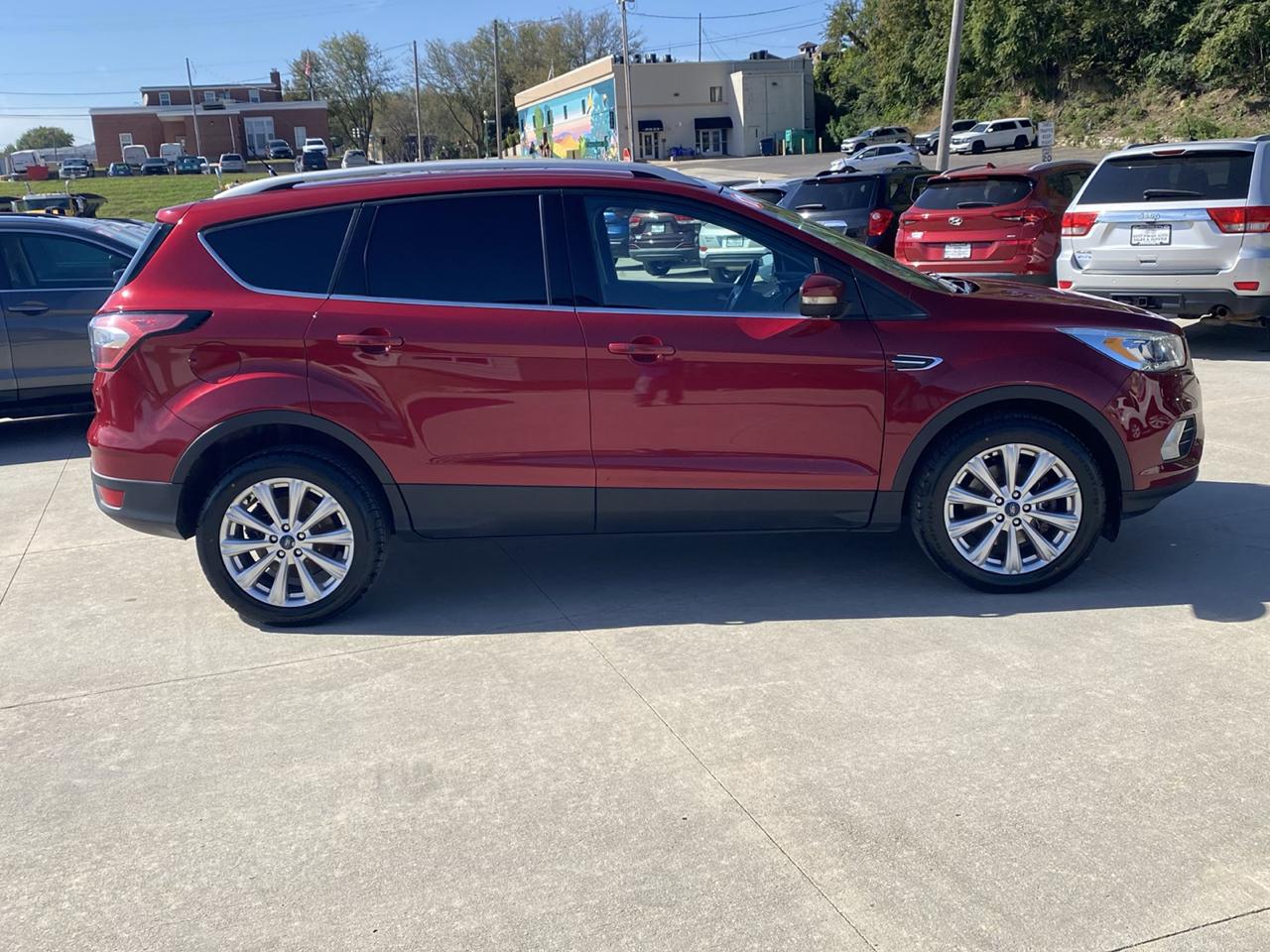 Ford Escape Titanium 4WD 2017