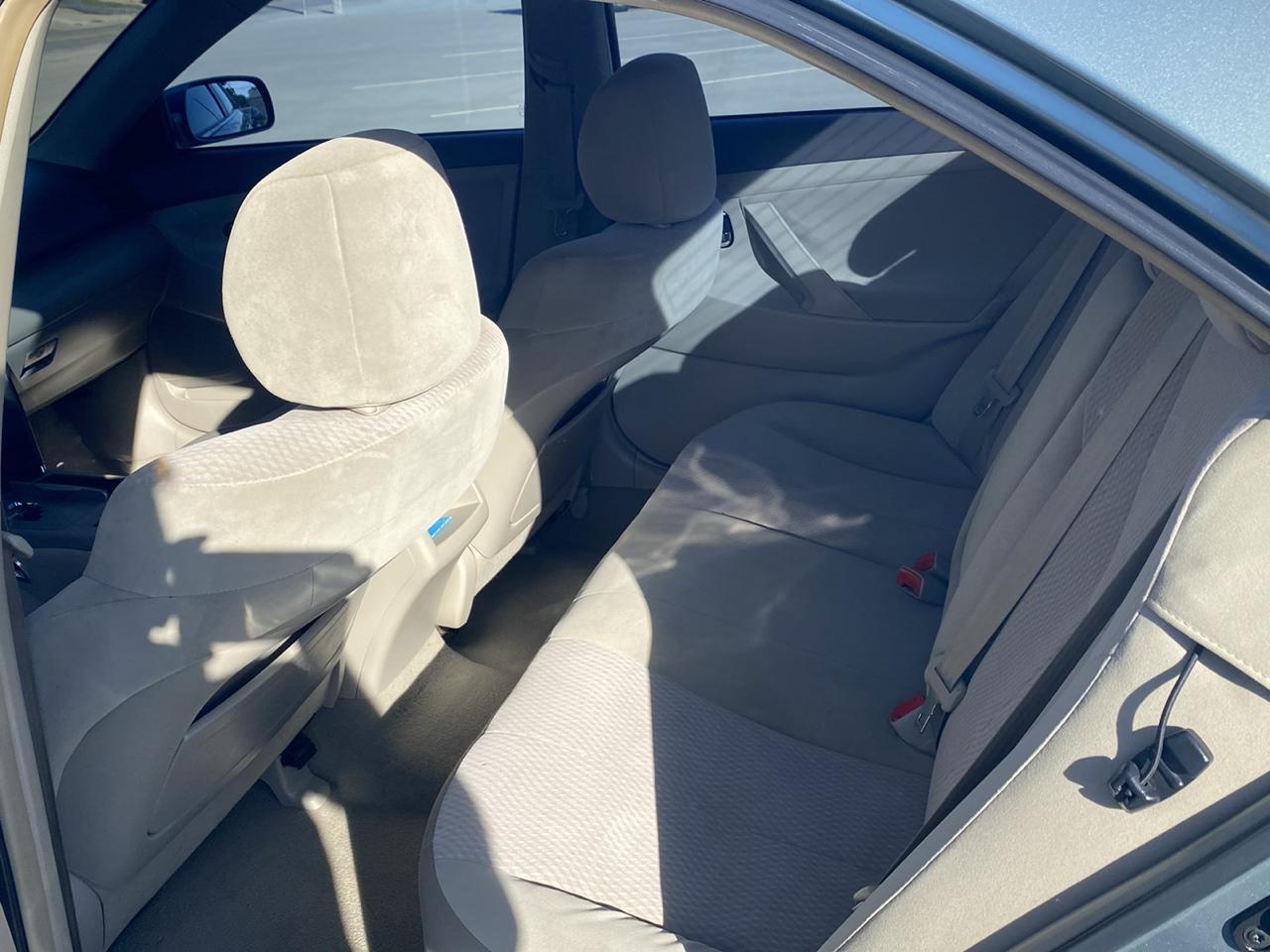 Toyota Camry Base 6-Spd AT 2011