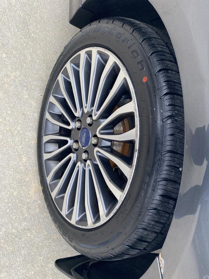 Ford Fusion Titanium AWD 2017
