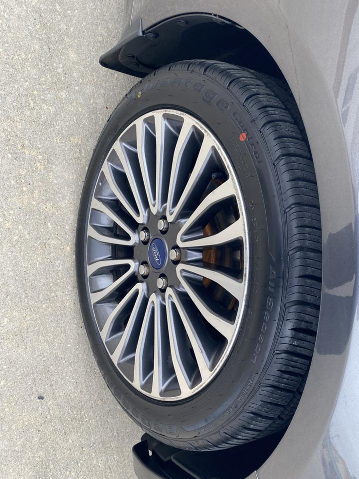Ford Fusion Titanium AWD 2017
