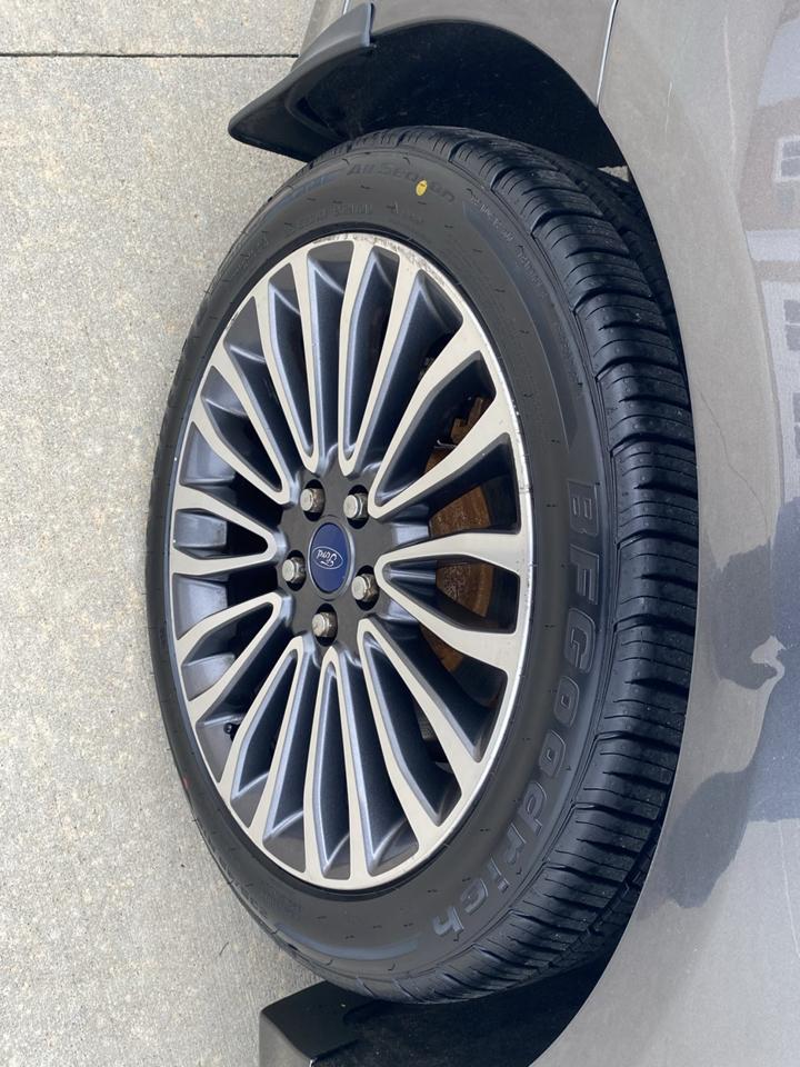 Ford Fusion Titanium AWD 2017