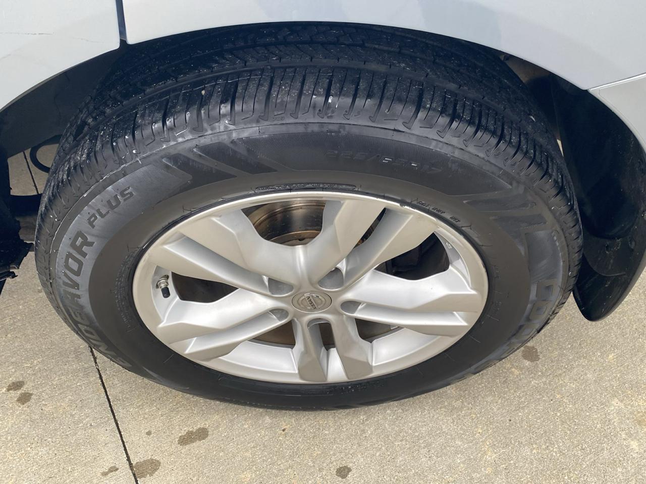 Nissan Rogue S AWD 2013