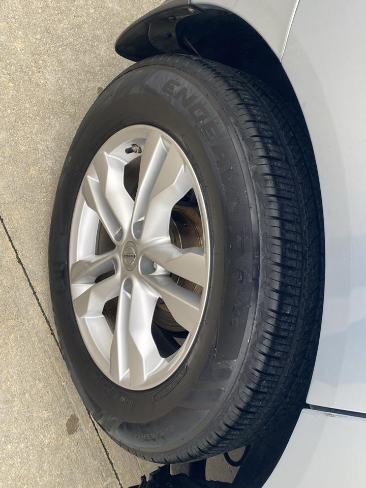 Nissan Rogue S AWD 2013