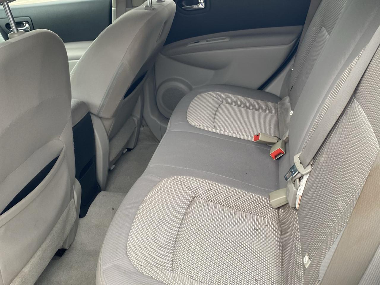 Nissan Rogue S AWD 2013