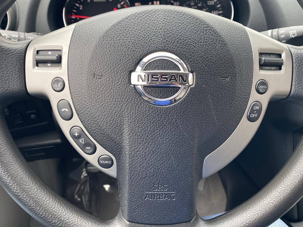 Nissan Rogue S AWD 2013