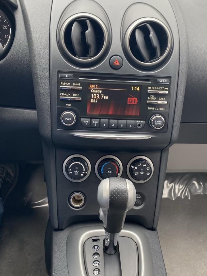 Nissan Rogue S AWD 2013