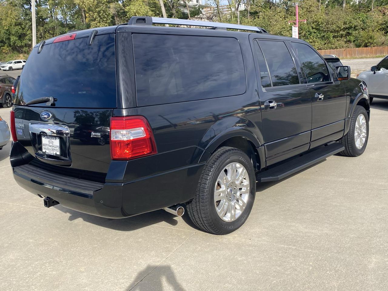 Ford Expedition EL Limited 4WD 2012