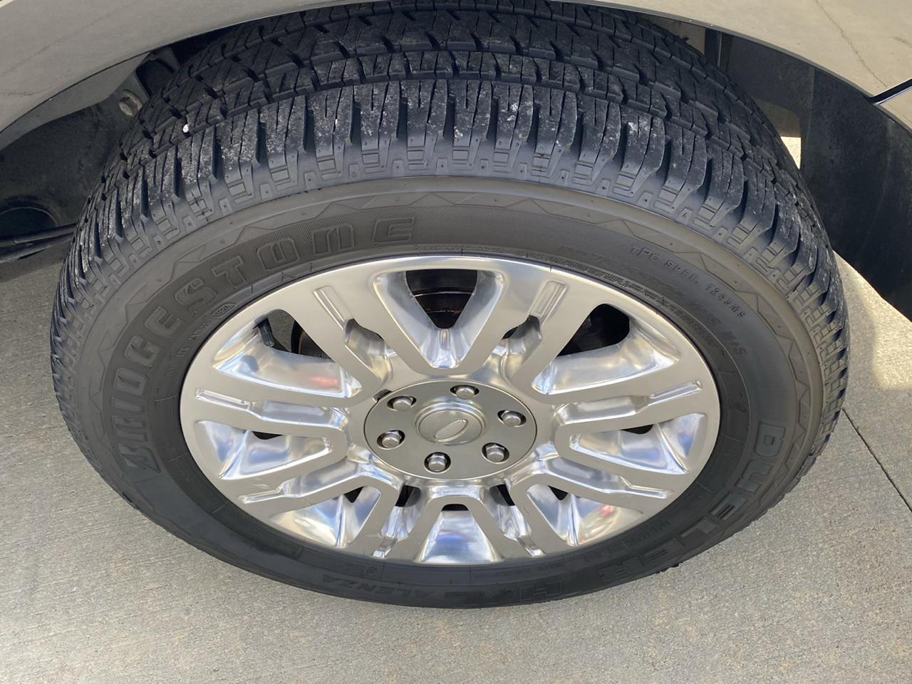 Ford Expedition EL Limited 4WD 2012