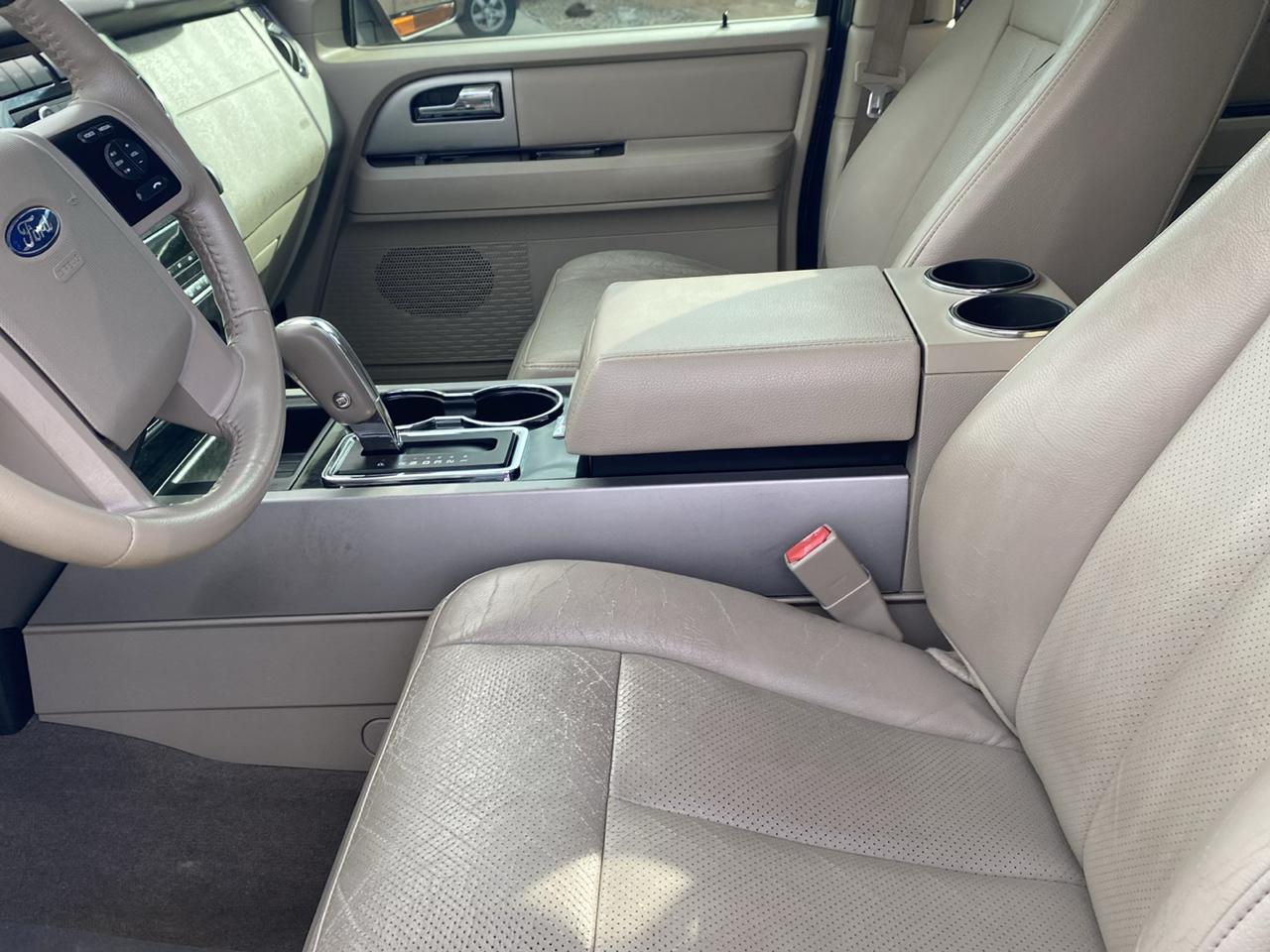 Ford Expedition EL Limited 4WD 2012