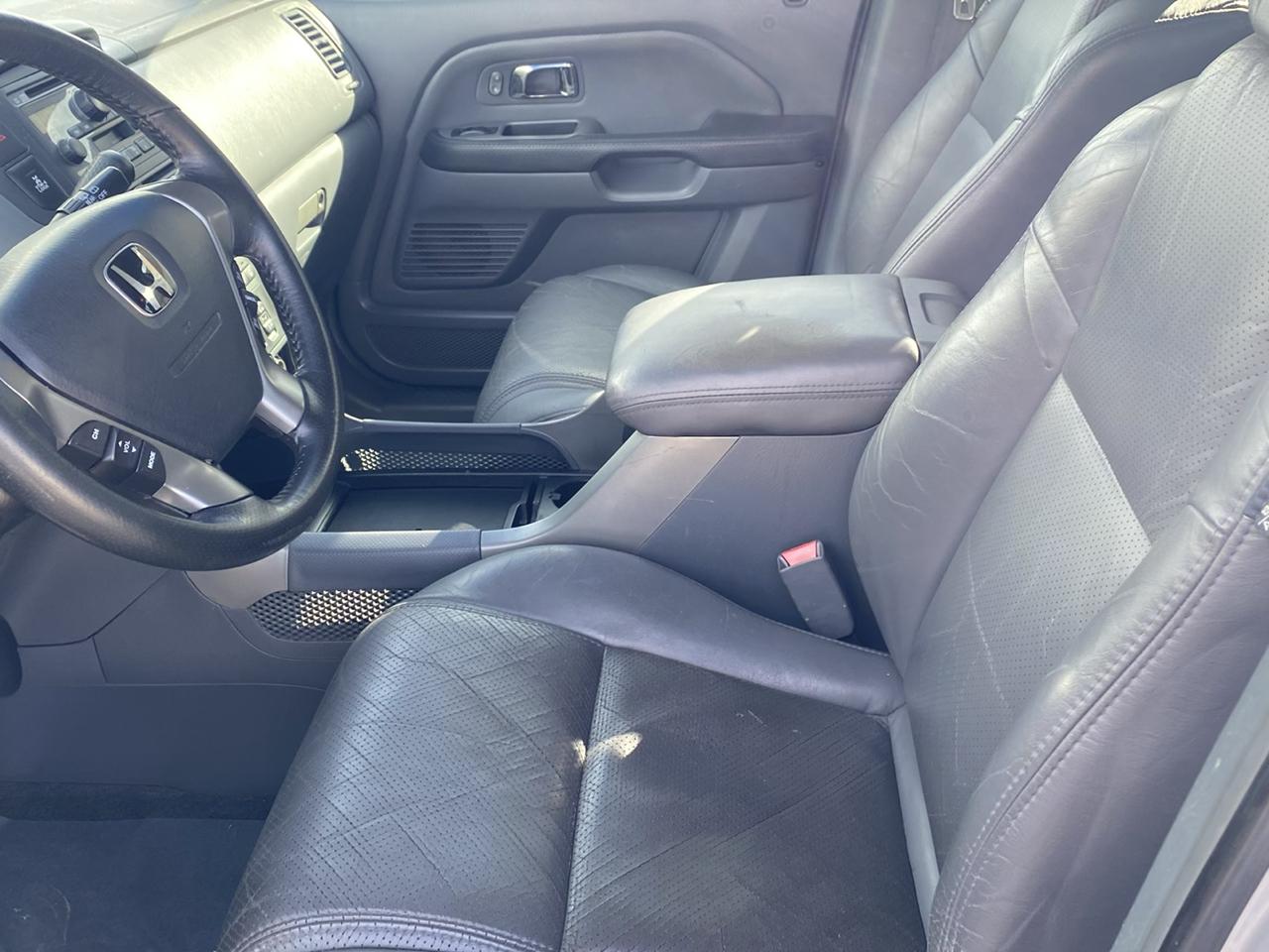 Honda Pilot EX w/ Leather 2004