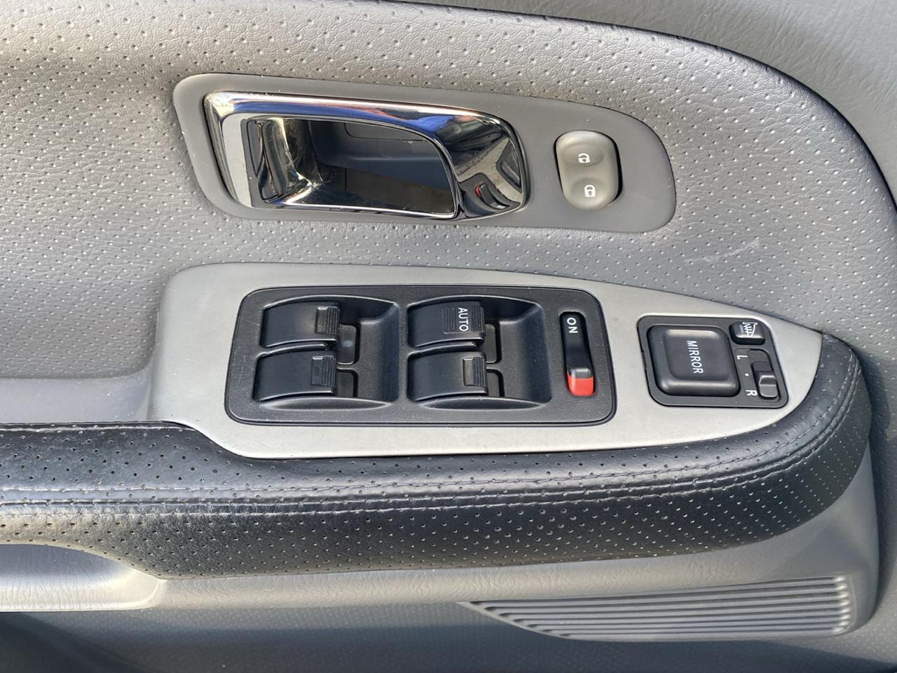 Honda Pilot EX w/ Leather 2004