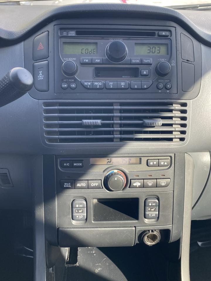 Honda Pilot EX w/ Leather 2004