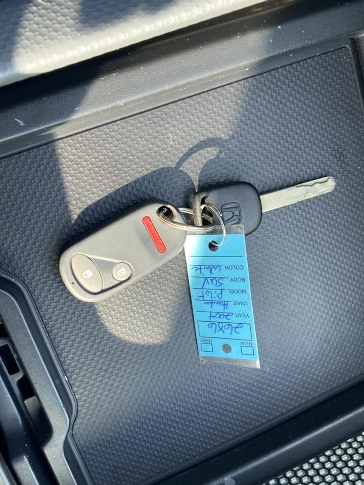 Honda Pilot EX w/ Leather 2004
