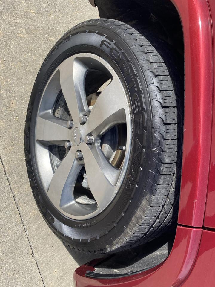 Jeep Grand Cherokee Overland 4WD 2014