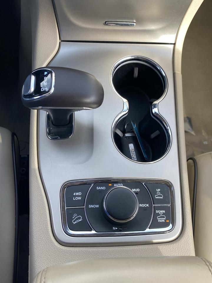 Jeep Grand Cherokee Overland 4WD 2014