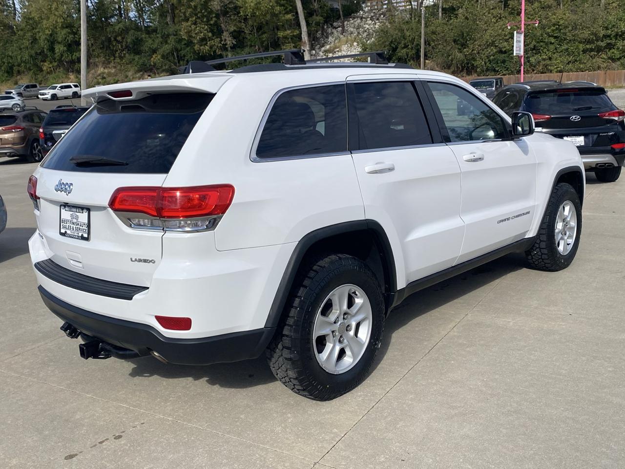 Jeep Grand Cherokee Laredo 4WD 2015