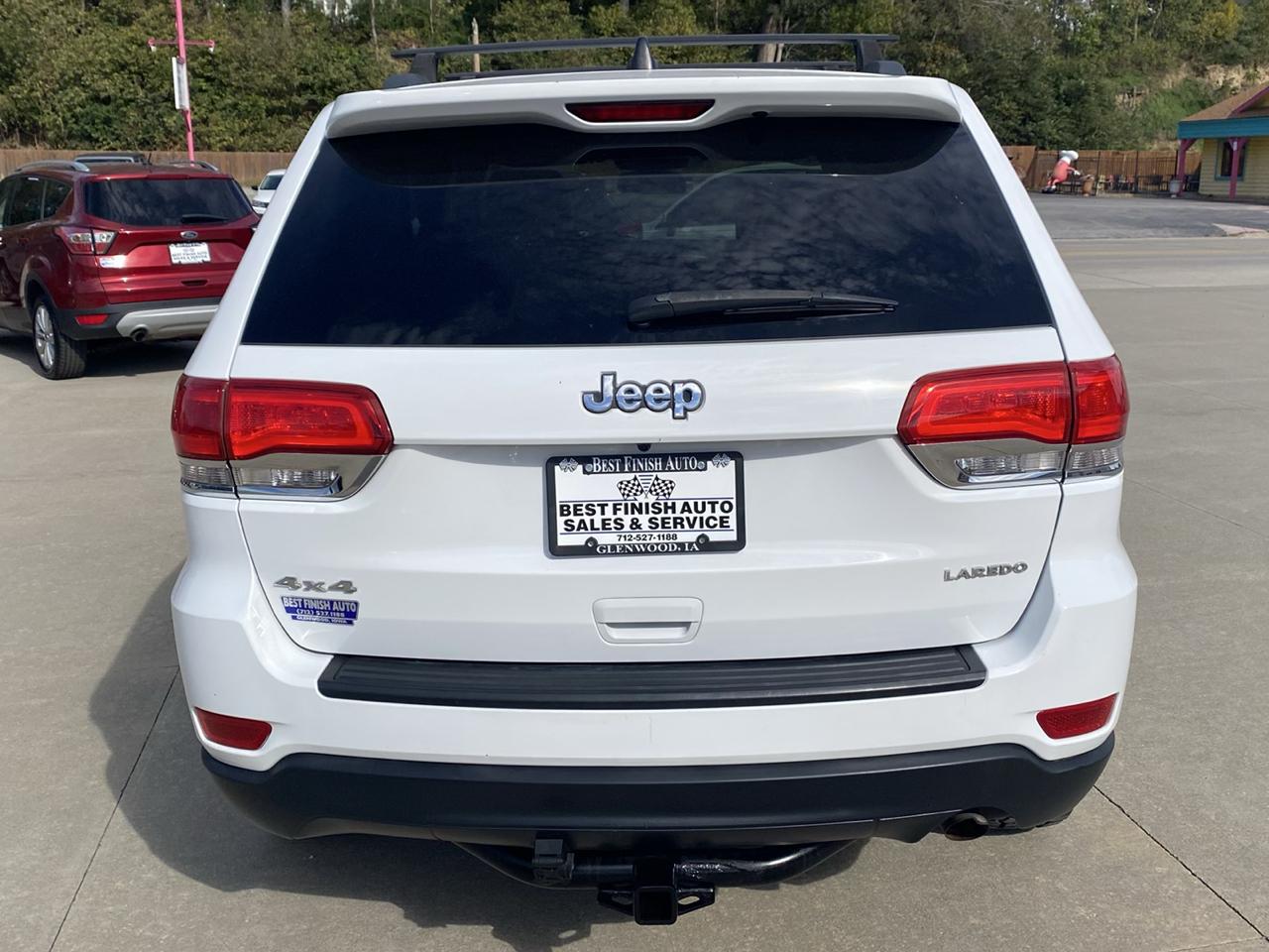 Jeep Grand Cherokee Laredo 4WD 2015