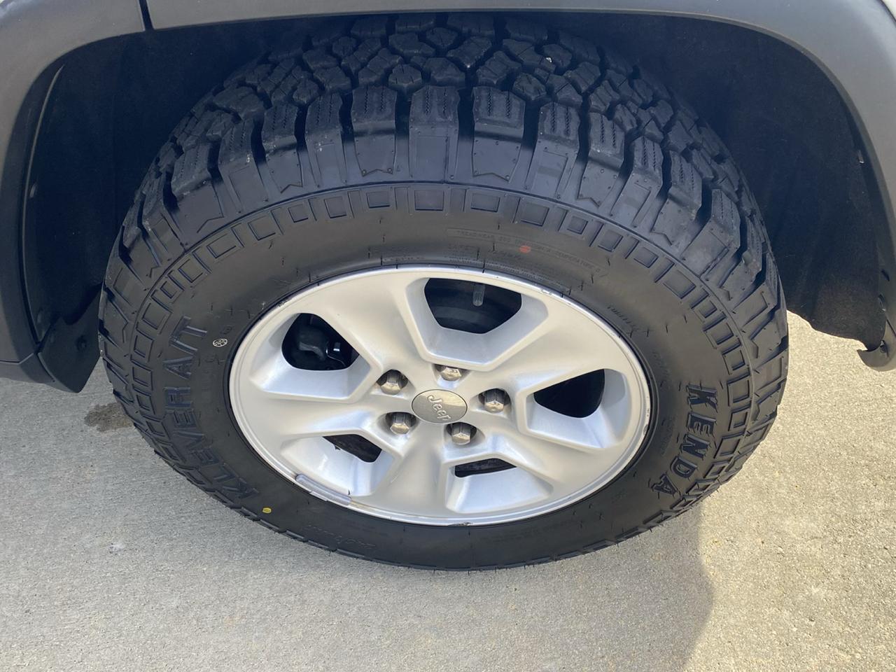 Jeep Grand Cherokee Laredo 4WD 2015