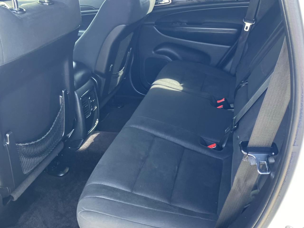 Jeep Grand Cherokee Laredo 4WD 2015