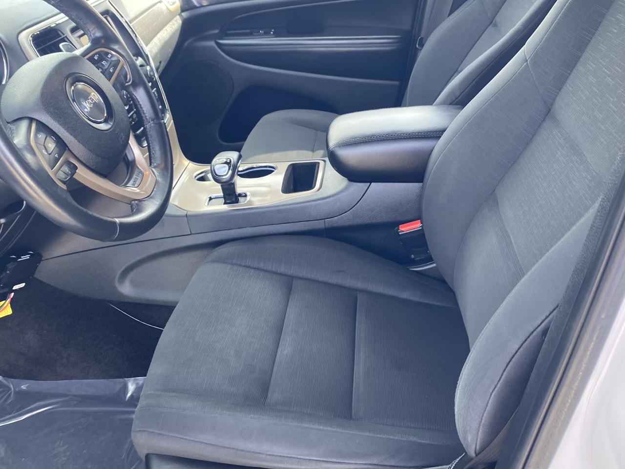 Jeep Grand Cherokee Laredo 4WD 2015