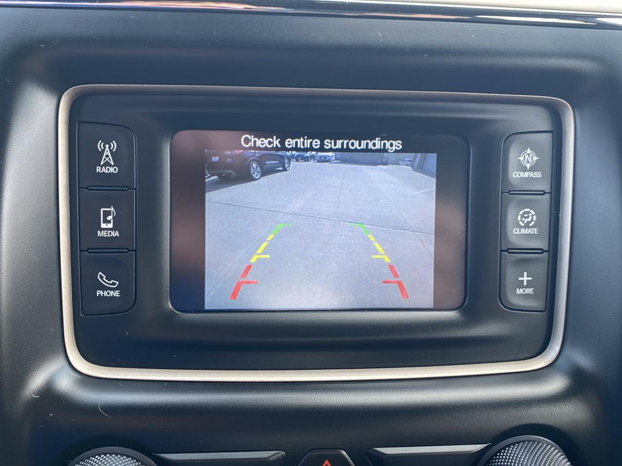 Jeep Grand Cherokee Laredo 4WD 2015