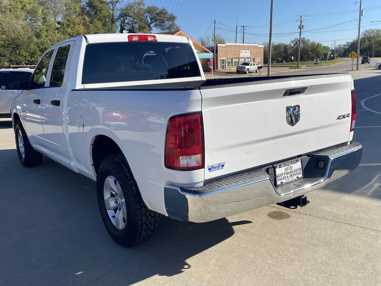 RAM 1500 Classic Tradesman Quad Cab 4WD 2021