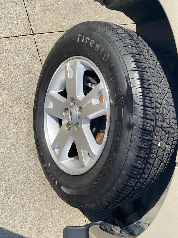 Ford Explorer XLT 4.0L 4WD 2007